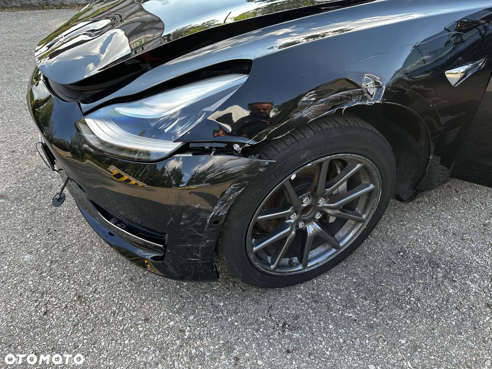 Tesla Model 3 Langstreckenbatterie Hinterradantrieb - 20