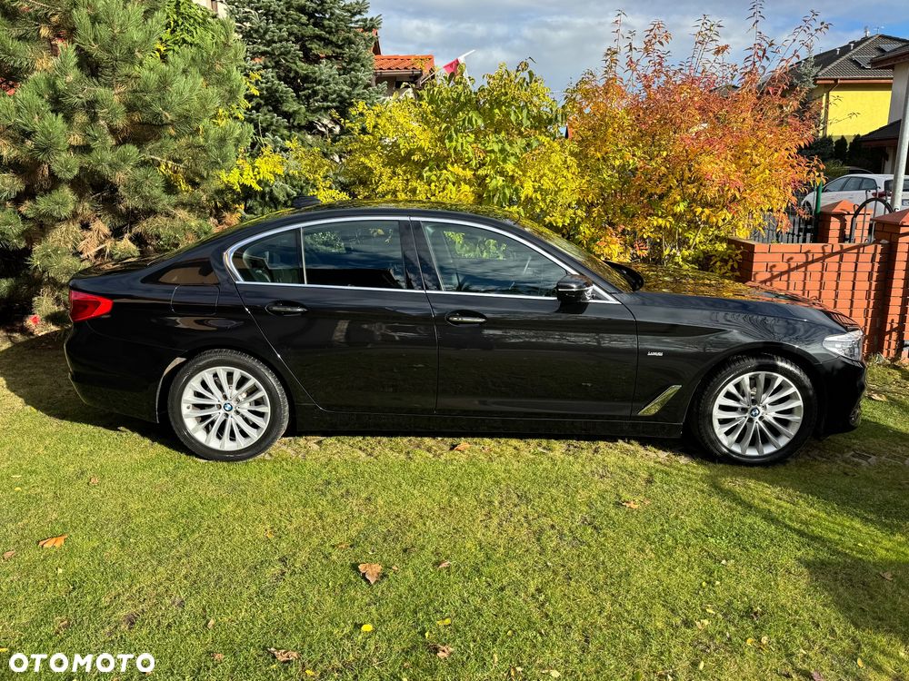 BMW Seria 5 520d Luxury Line - 4