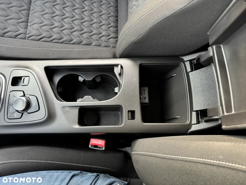 Opel Insignia 2.0 CDTI Design Edition - 20