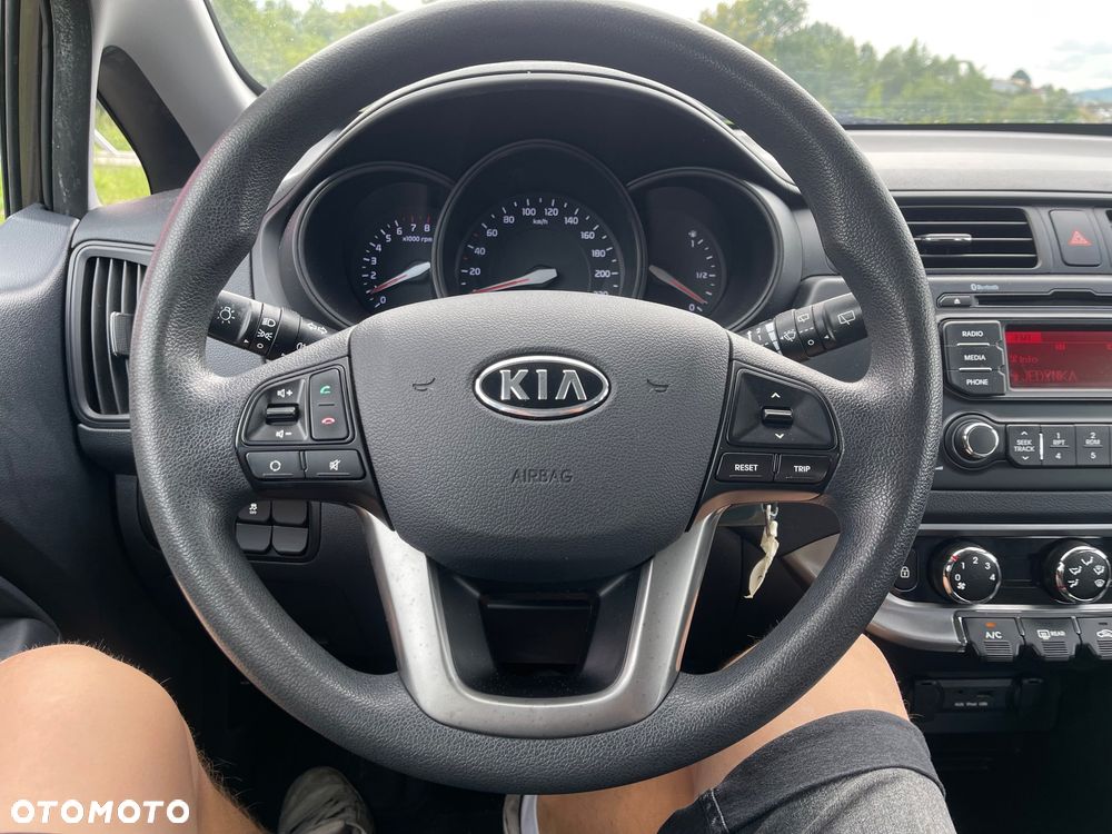 Kia Rio 1.2 Attract - 15