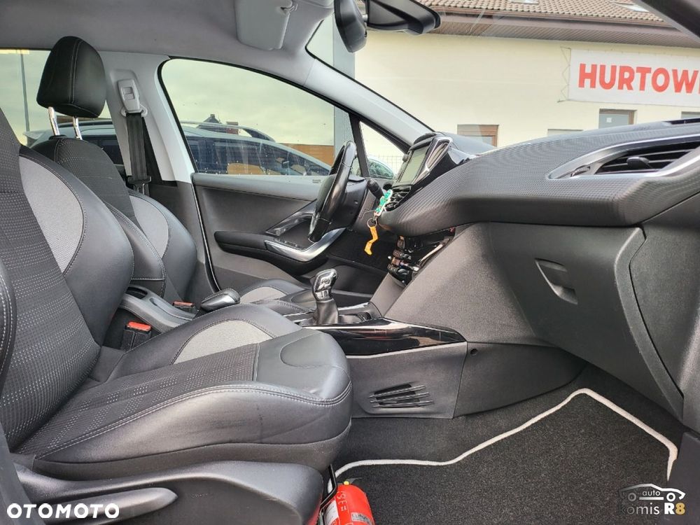 Peugeot 2008 - 15