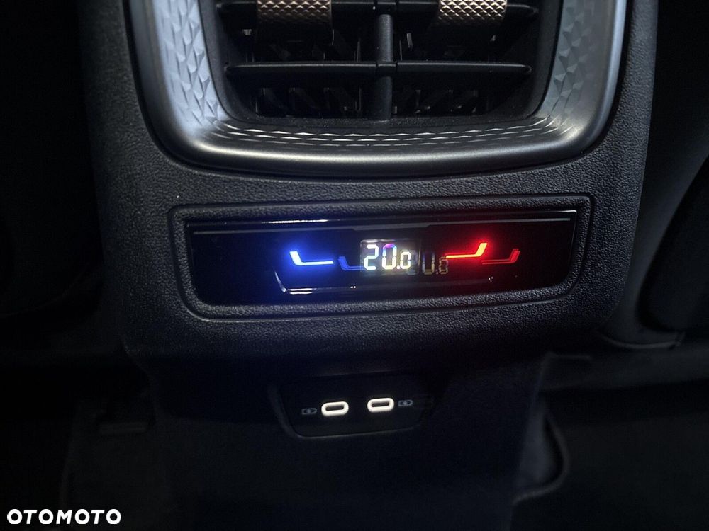 Cupra Terramar 2.0 TSI 4Drive VZ DSG - 32