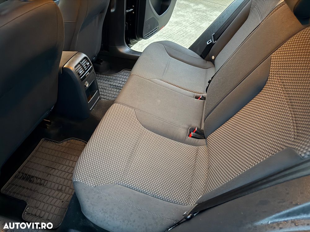 Volkswagen Jetta 1.6 TDI Blue Motion Technology Comfortline - 40