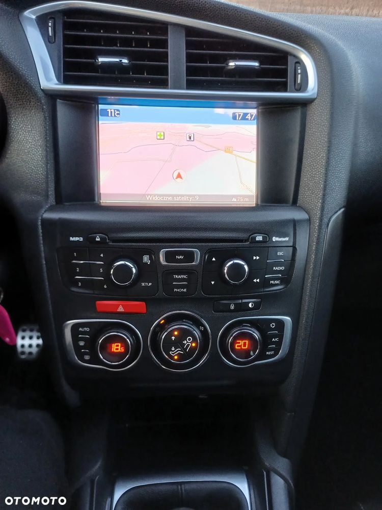 Citroën DS4 VTi 120 SoChic - 30