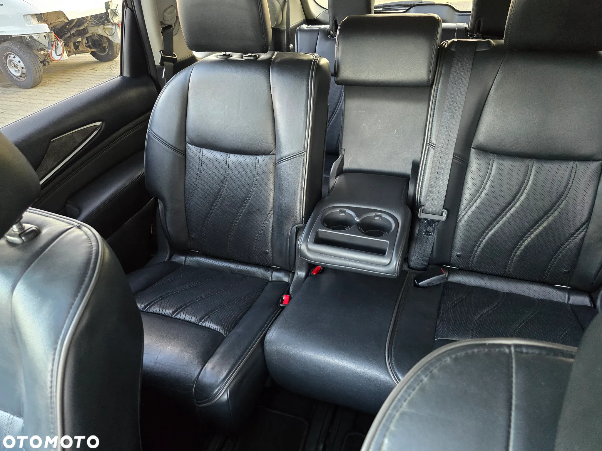 Infiniti QX60 3.5 Hi-Tech - 38