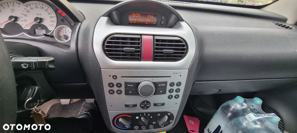 Opel Corsa - 10