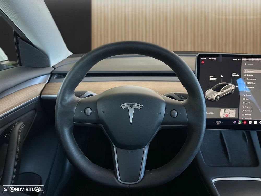 Tesla Model 3 Standard Range Plus RWD - 2