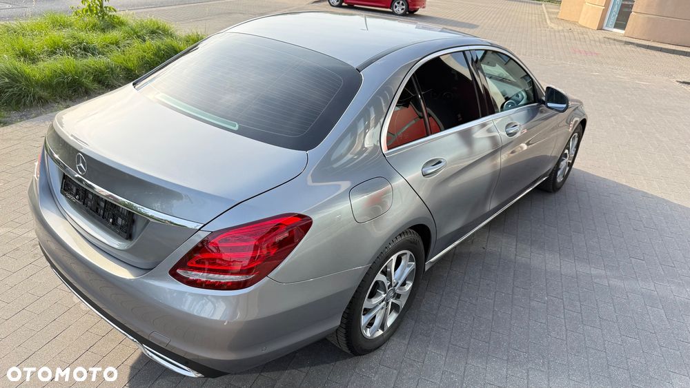 Mercedes-Benz Klasa C 200 7G-TRONIC - 24