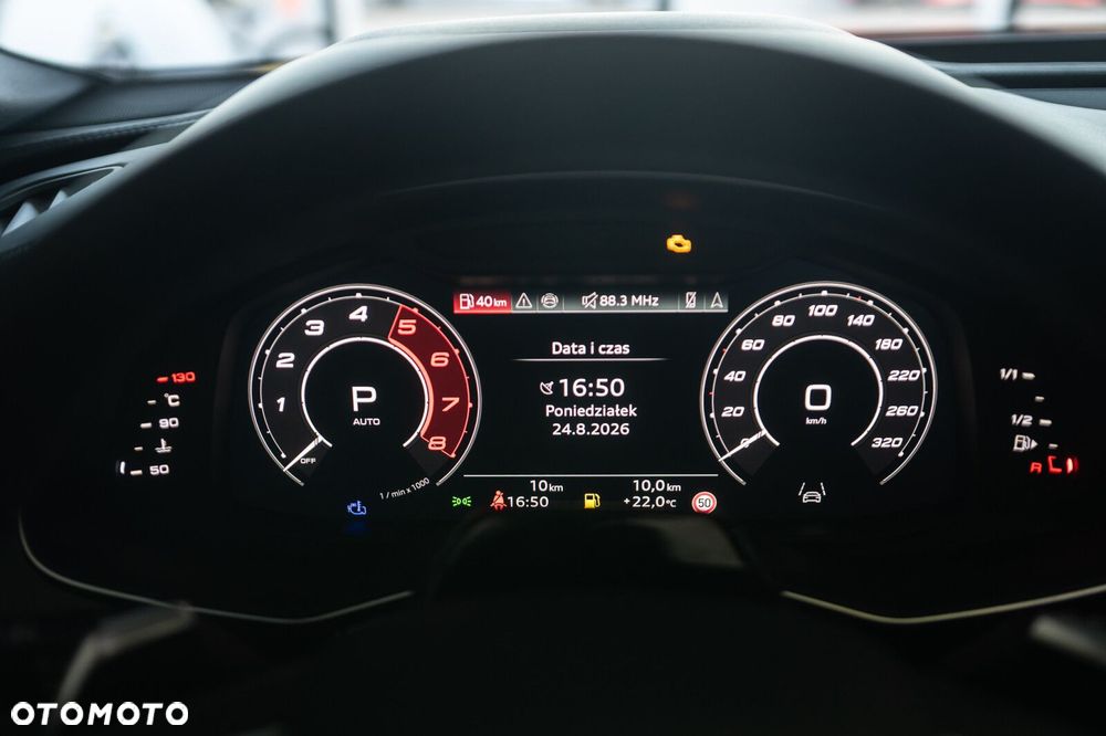 Audi RS Q8 - 25
