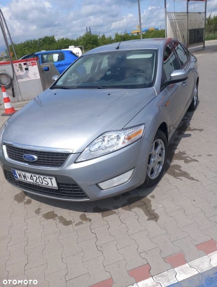 Ford Mondeo 2.0 TDCi Ghia - 4