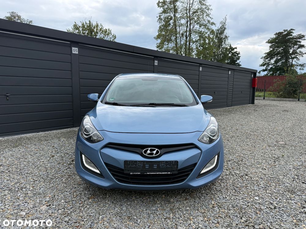 Hyundai i30 blue 1.6 GDI Passion - 2