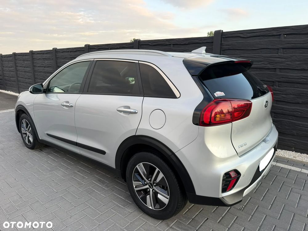 Kia Niro 1.6 GDI 2WD Vision - 1