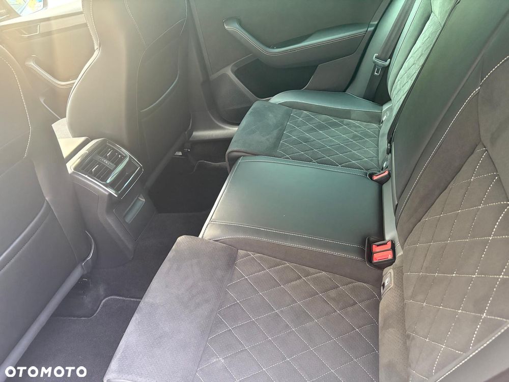 Skoda Superb 2.0 TSI 4x4 Sportline DSG - 17