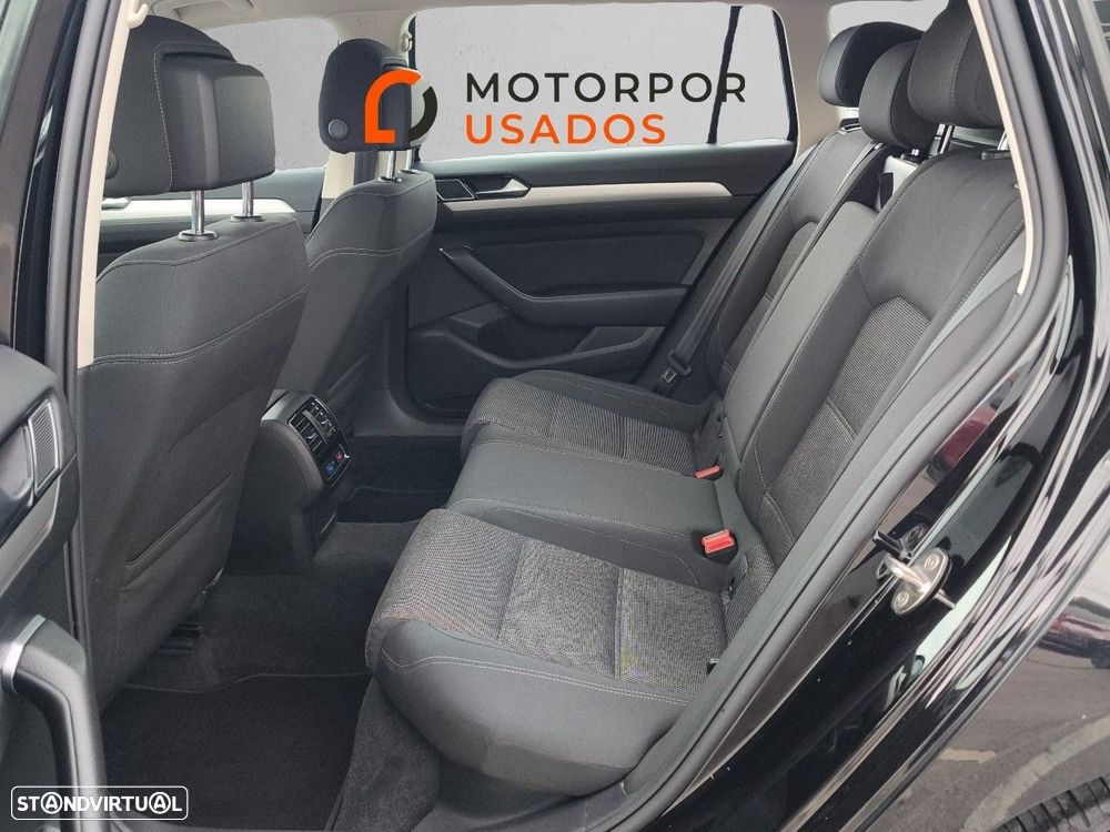 VW Passat Variant 2.0 TDI Confortline DSG - 8
