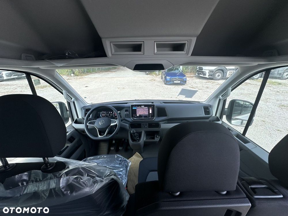 Volkswagen Crafter 35 Furgon, 2,0 TDI SCR 177KM,  6-bieg man., r.o: 4490 mm - 26