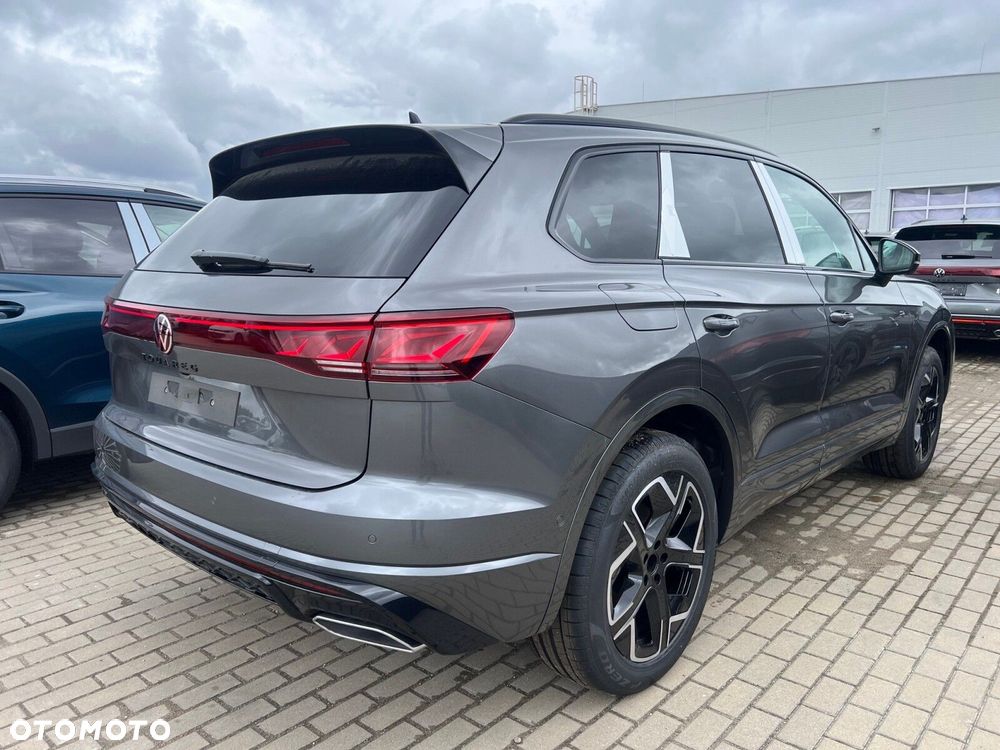Volkswagen Touareg 3.0 V6 TDI 4Motion R-Line Final Edition - 5