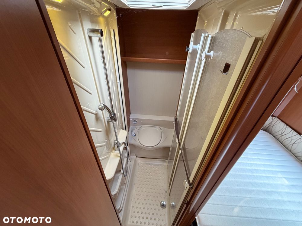 Caravelair VENICIA PREMIUM Przyczepa kempingowa campingowa - 17