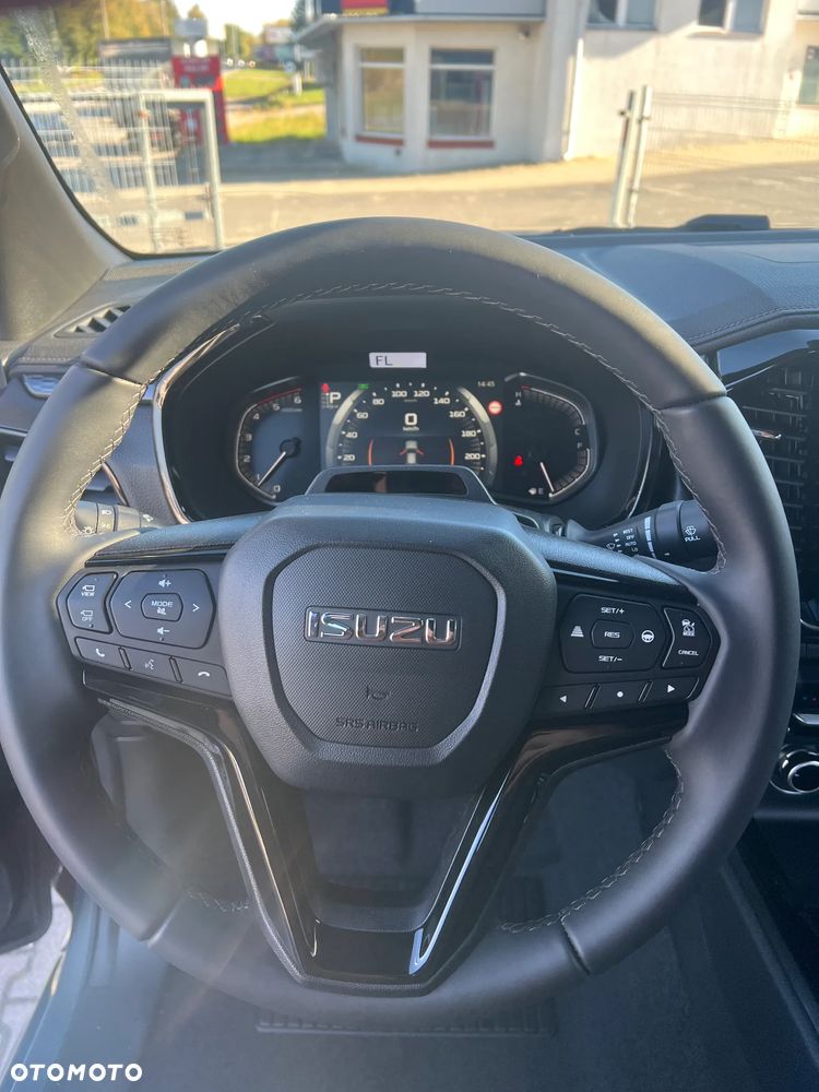 Isuzu D-Max - 18