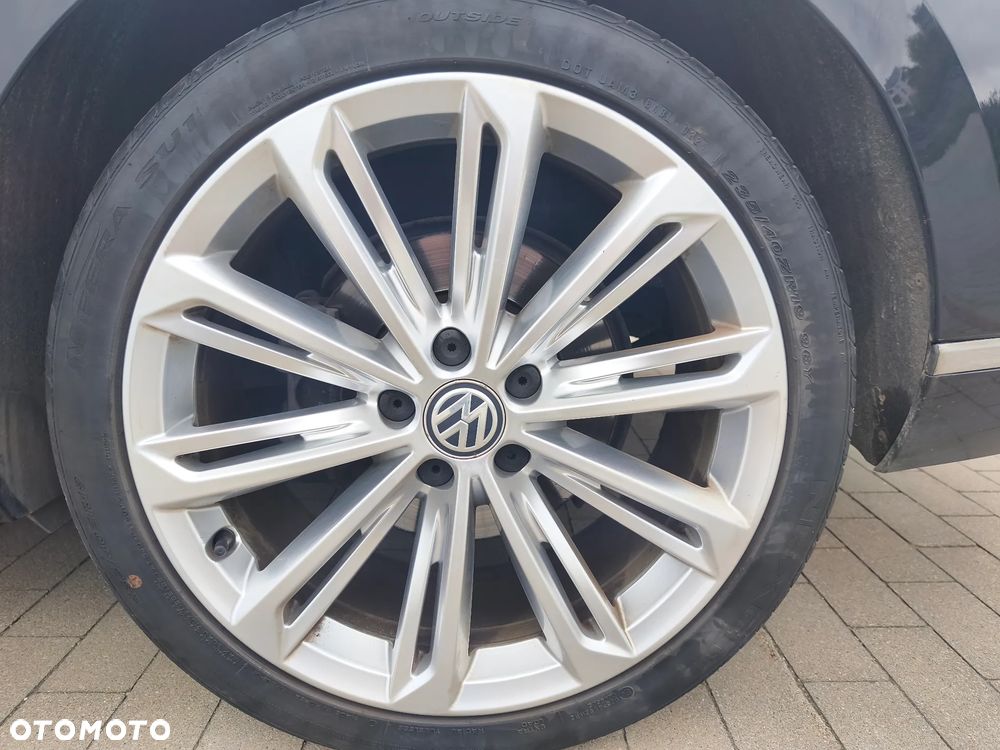 Volkswagen Passat - 6
