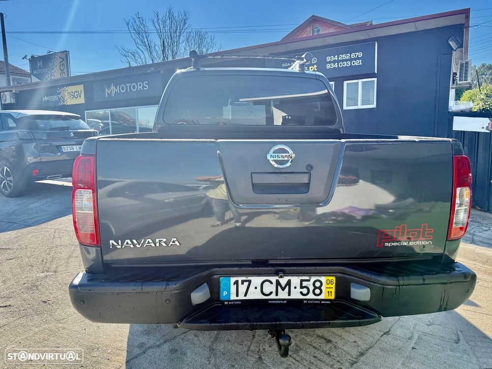Nissan Navara 2.5 dCi CD LE Prem.+BDT AT - 37
