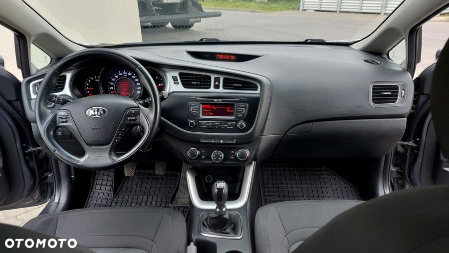 Kia Ceed - 18