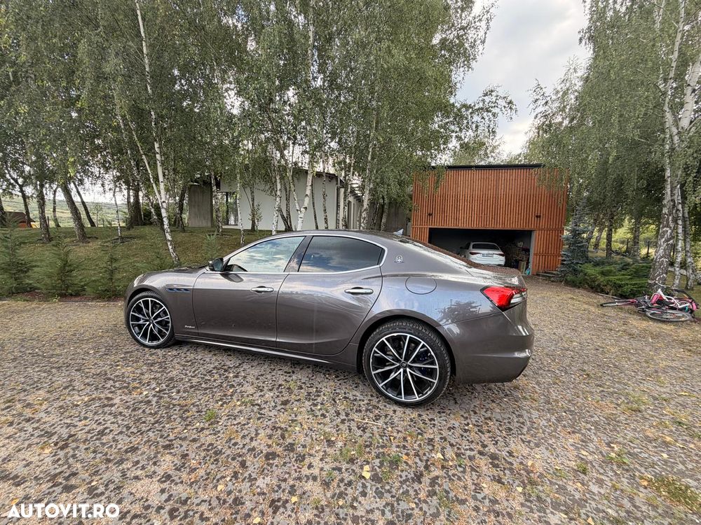 Maserati Ghibli - 11
