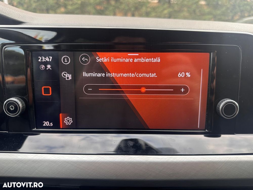 Volkswagen Golf 2.0 TDI Life - 14