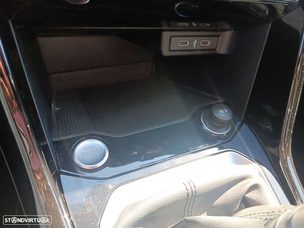 VW T-Roc 1.0 TSI - 26