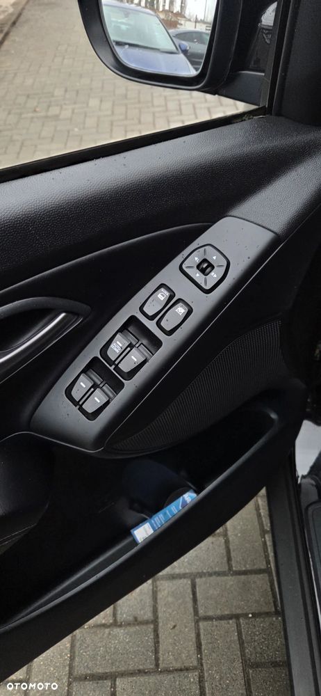 Hyundai ix35 2.0 4WD Trend - 20