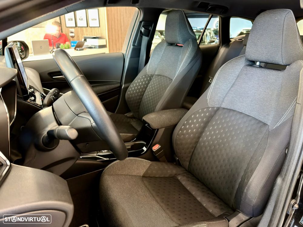Toyota Corolla Touring Sports 1.8 Hybrid Comfort - 28