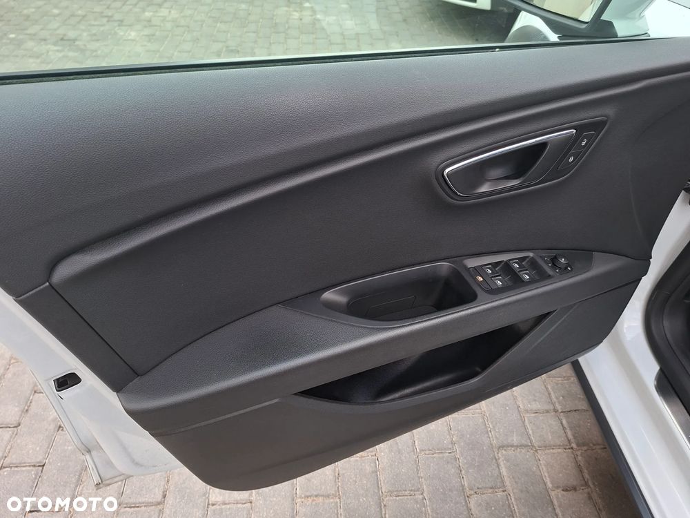 Seat Leon Sportstourer 1.8 TSI Start&Stop 4Drive DSG X-Perience - 32