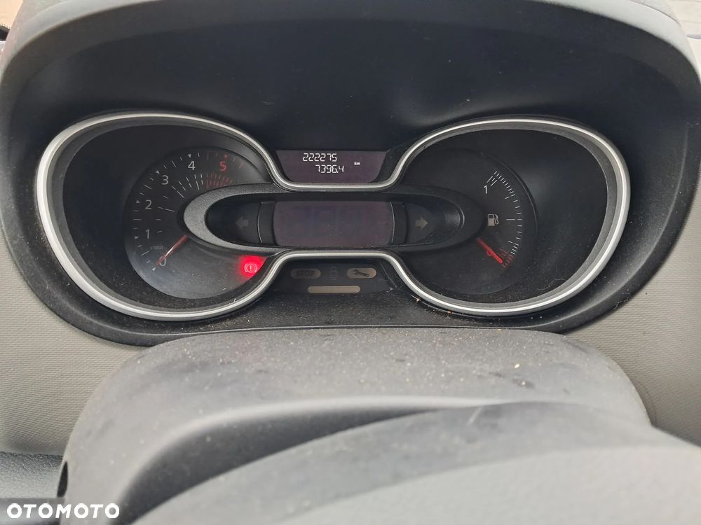 Renault Trafic - 8
