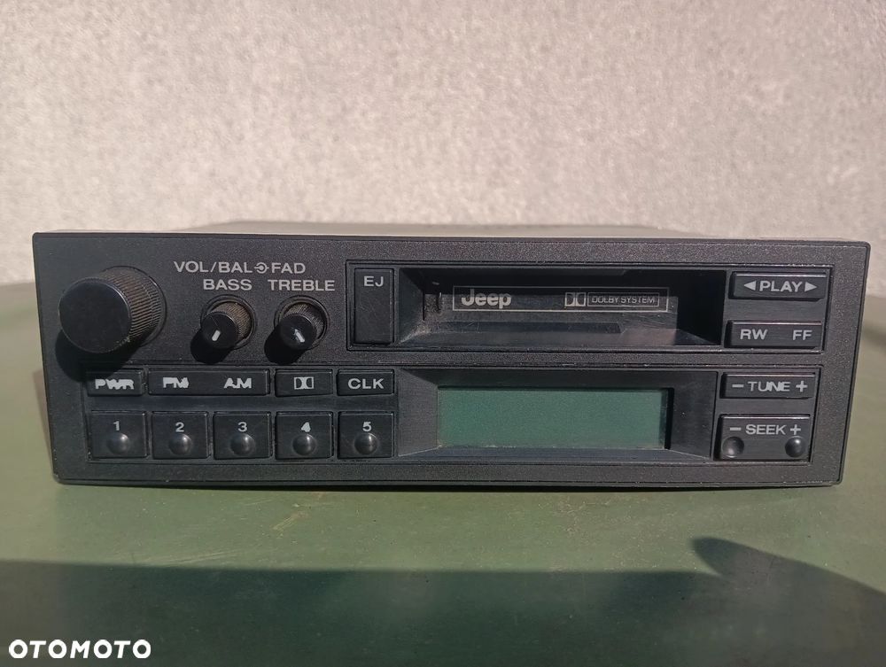 Oryginalne radio Jeep Cherokee Wrangler Klasyk - 1