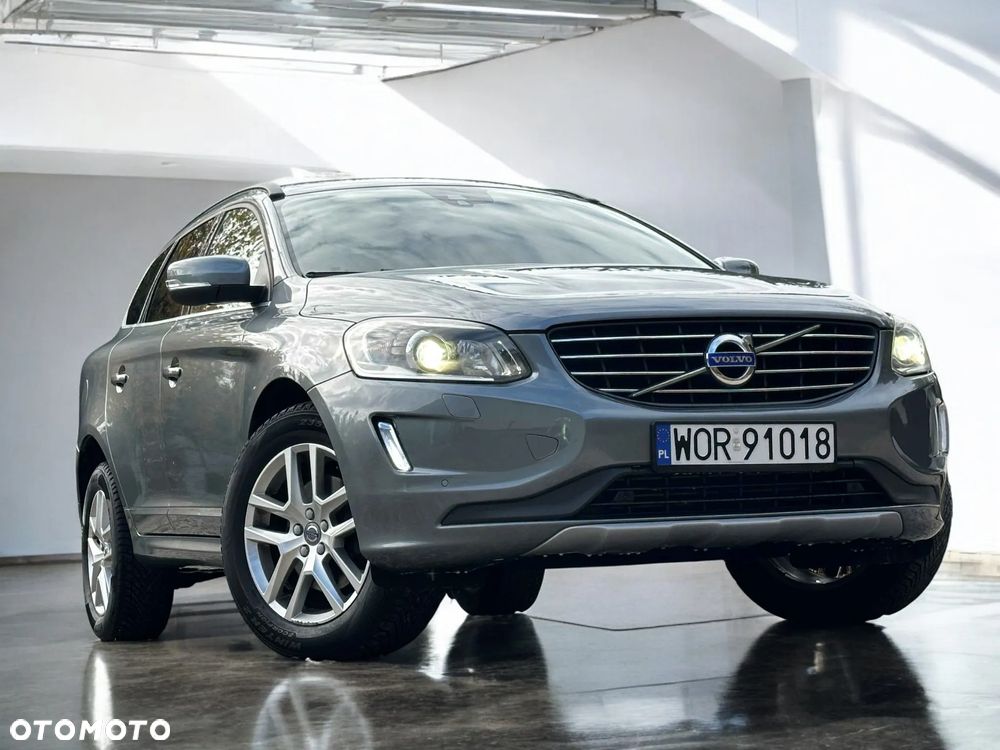 Volvo XC 60 D4 Momentum - 1