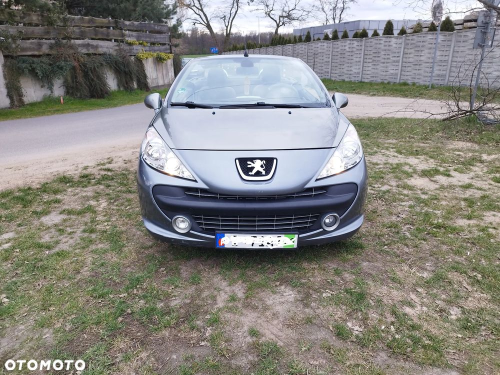 Peugeot 207 CC 120 VTi Roland Garros - 2