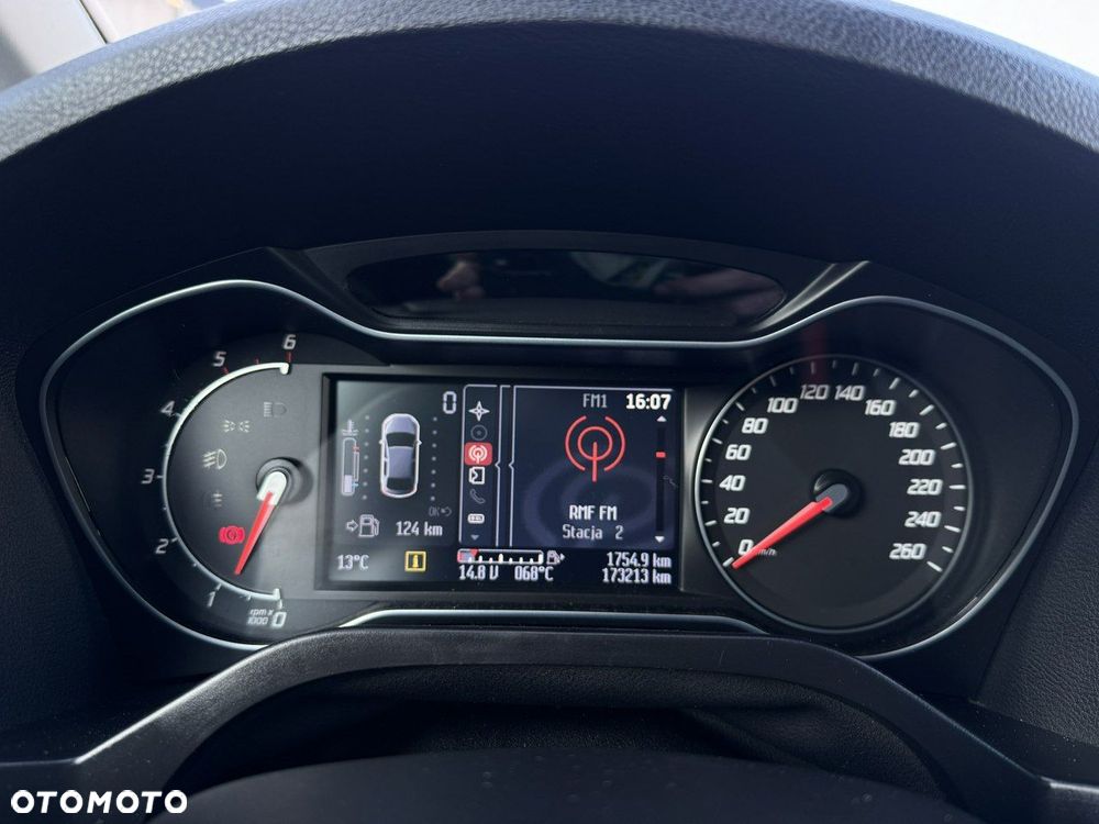 Ford Galaxy 2.0 TDCi Titanium - 29