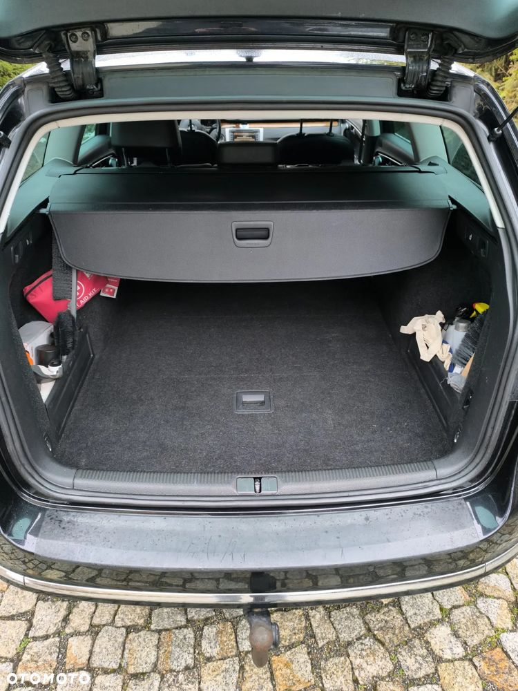 Volkswagen Passat 2.0 TDI DPF DSG Highline - 20