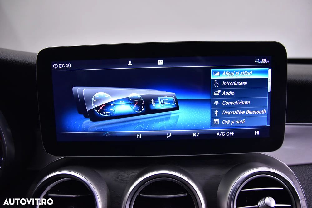 Mercedes-Benz C - 21