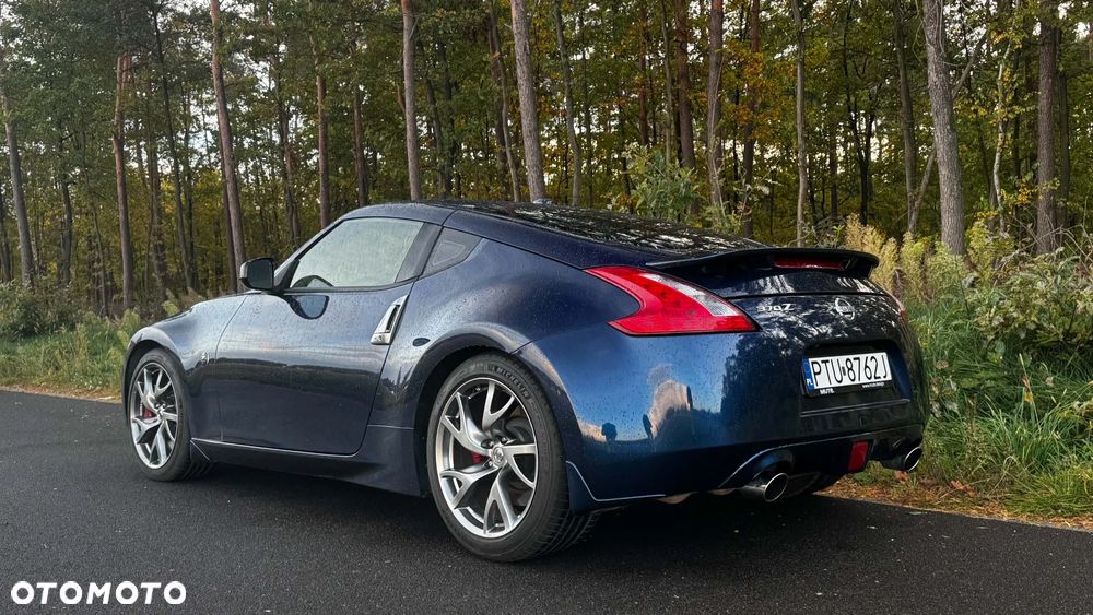 Nissan 370 Z - 8