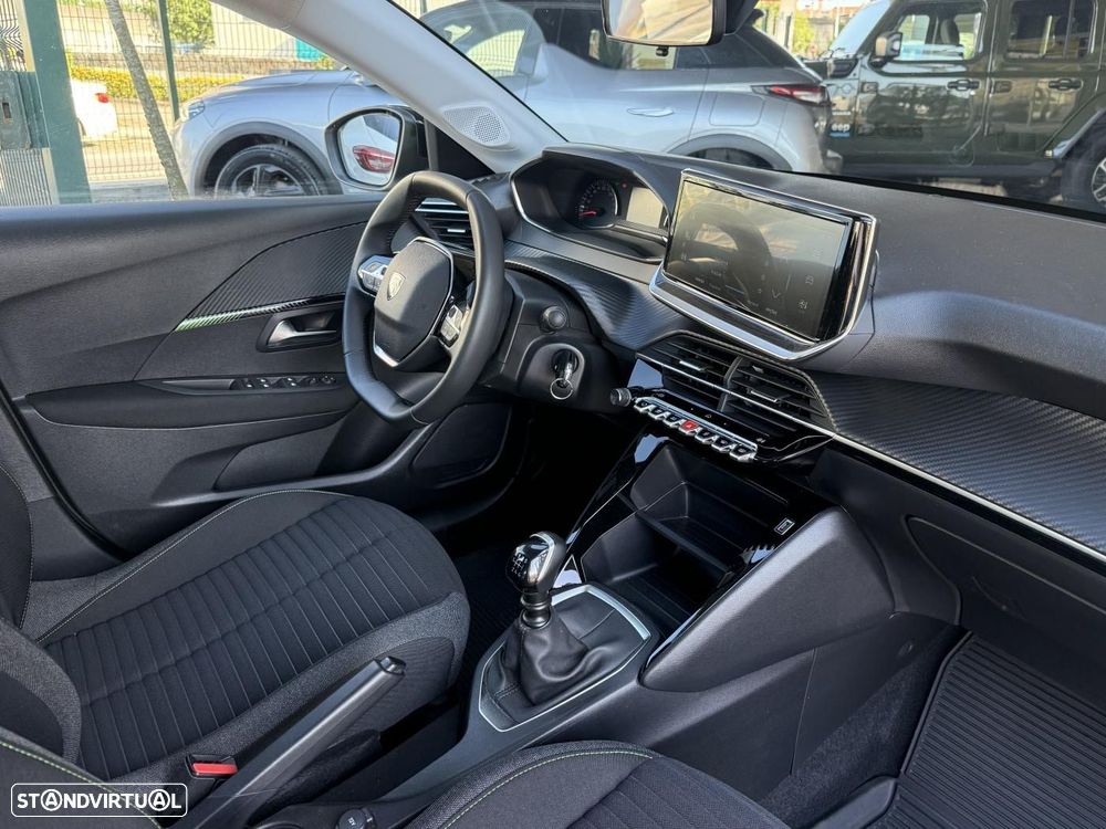Peugeot 208 1.2 PureTech Active Pack - 43