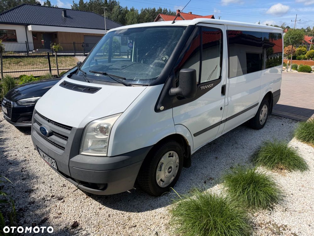 Ford Transit - 1