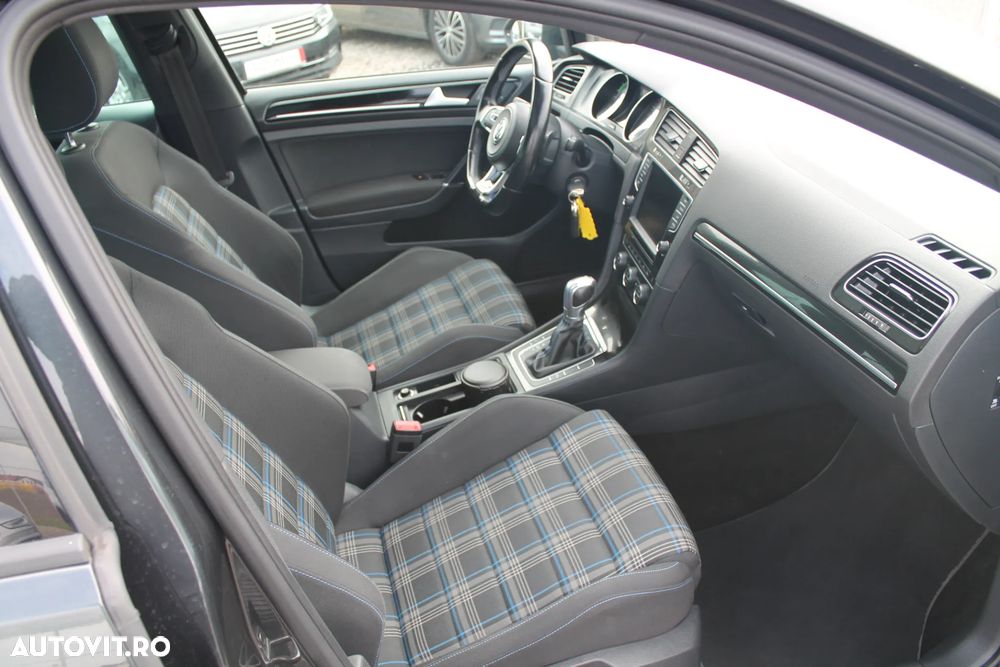 Volkswagen Golf GTE 1.4 TSI PHEV 204 CP - 19