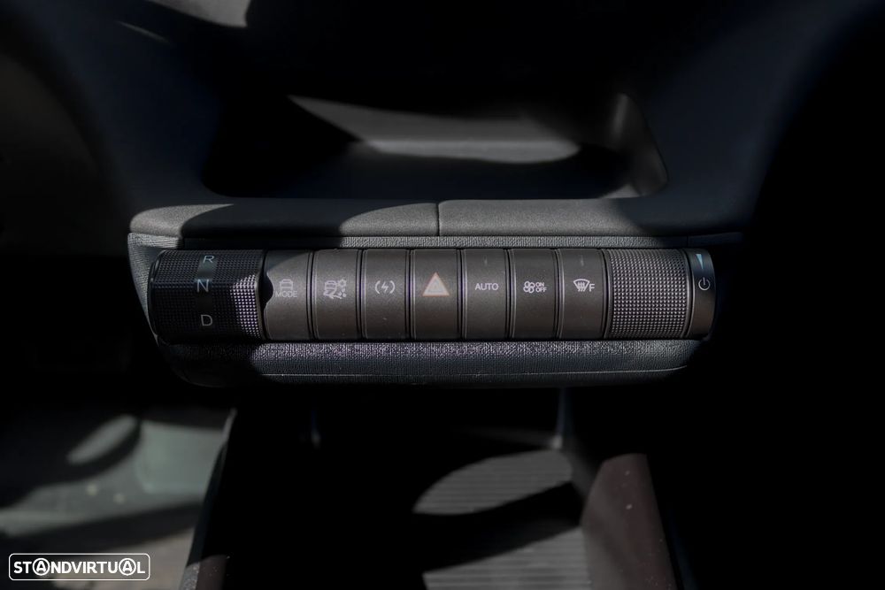 BYD Dolphin 60.4 kWh Design - 18