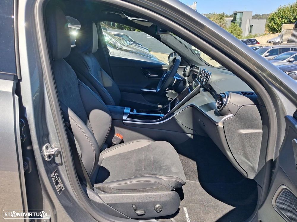 Mercedes-Benz C 300 e AMG Line - 13