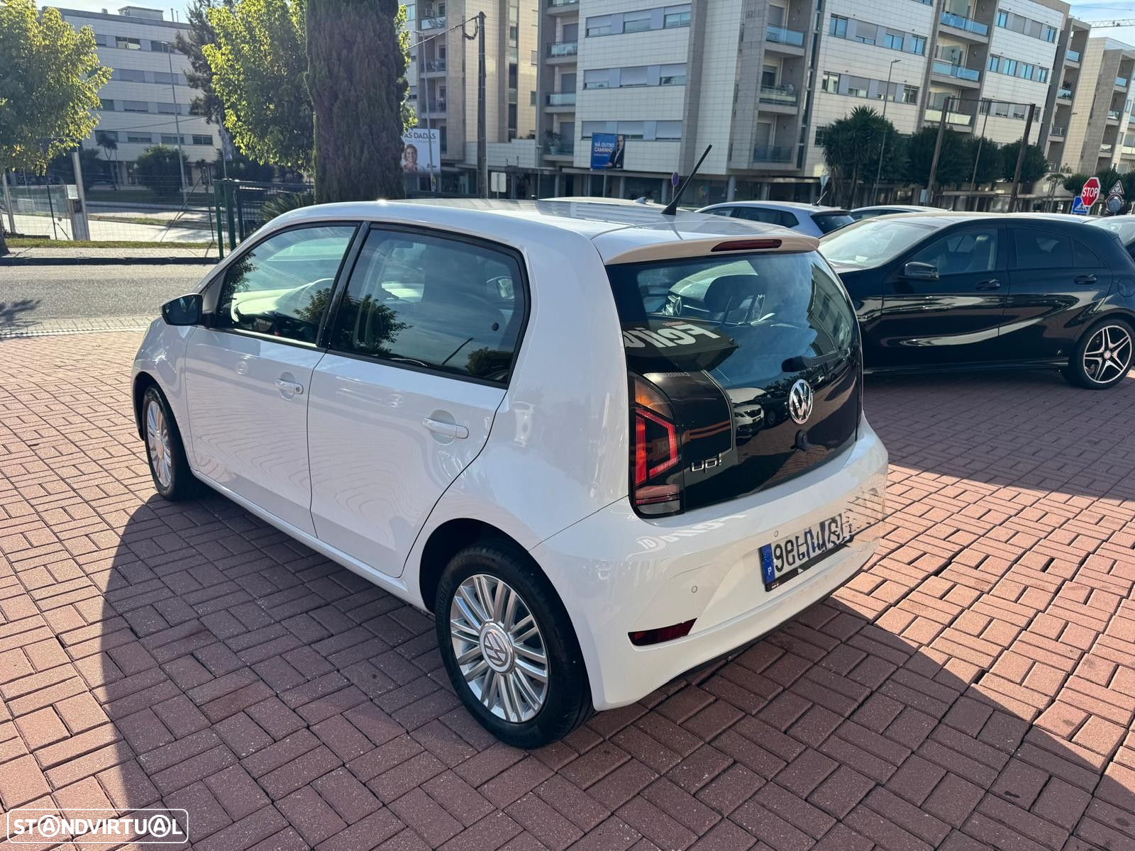 VW Up! - 5