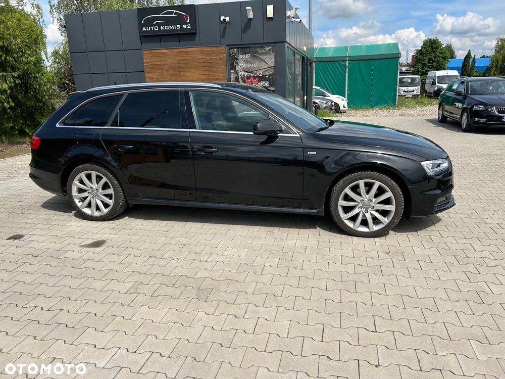 Audi A4 Avant 2.0 TDI DPF clean diesel multitronic S line Sportpaket - 2