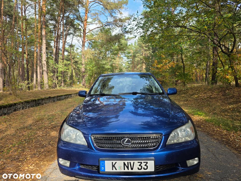 Lexus IS - 17