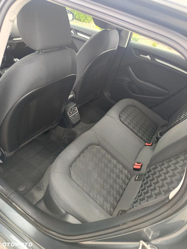 Audi A3 Sportback 1.6 TDI (clean diesel) Attraction - 9