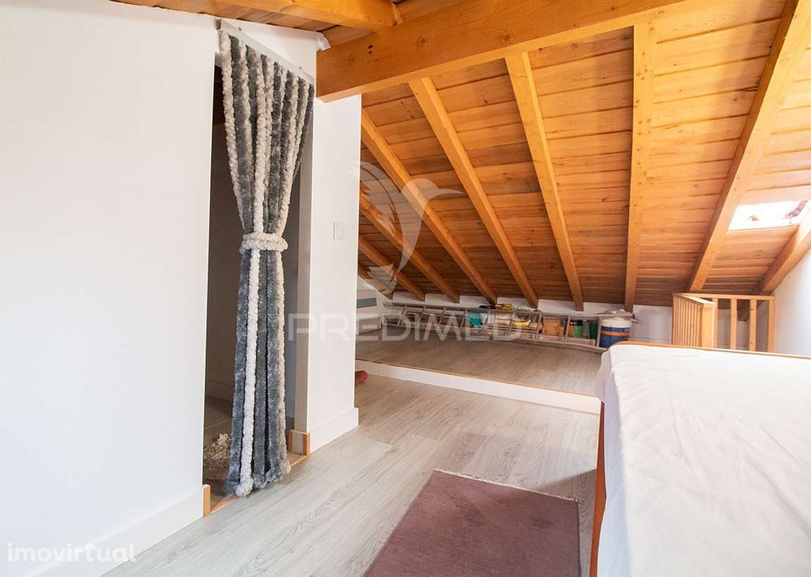 T1 Recuperado no Vimieiro c/ Cozinha Equipada e Sótão Habitável - Grande imagem: 3/12