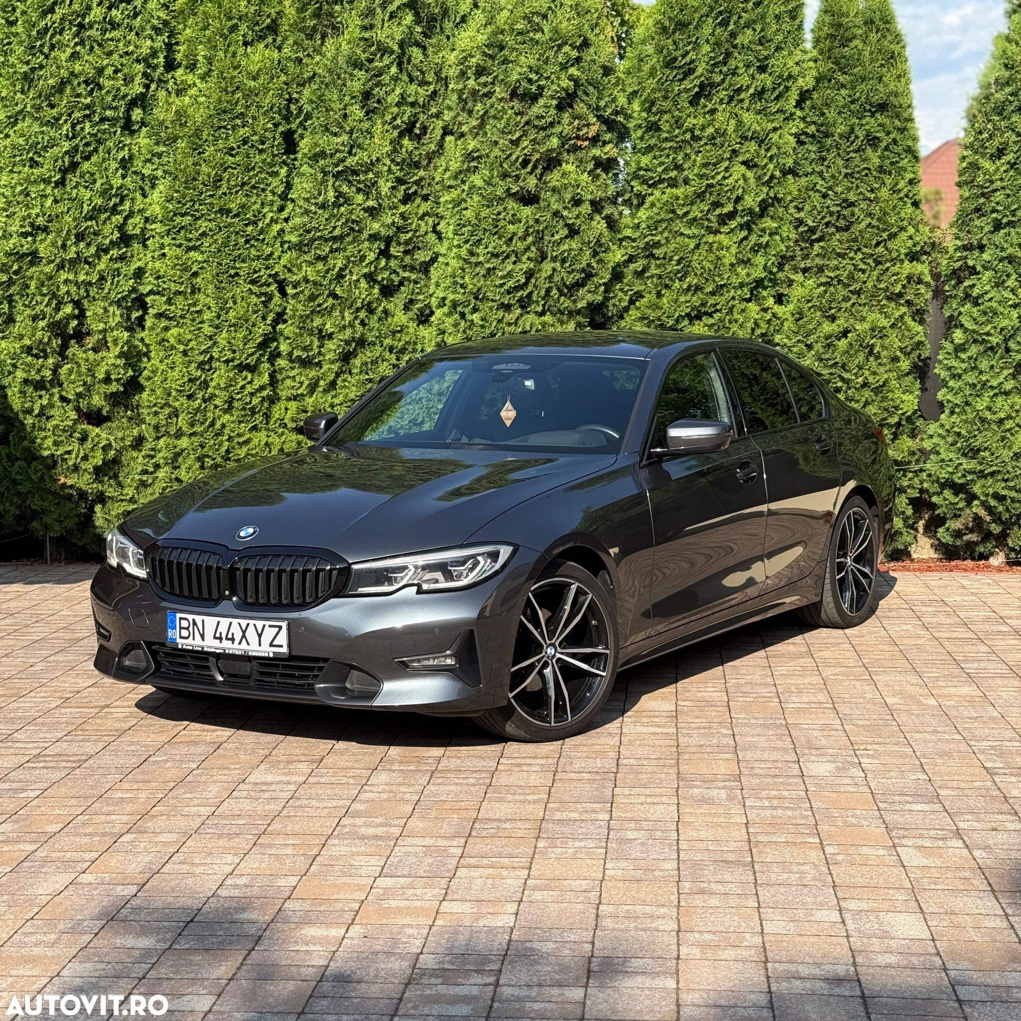 BMW Seria 3 320d AT MHEV - 1